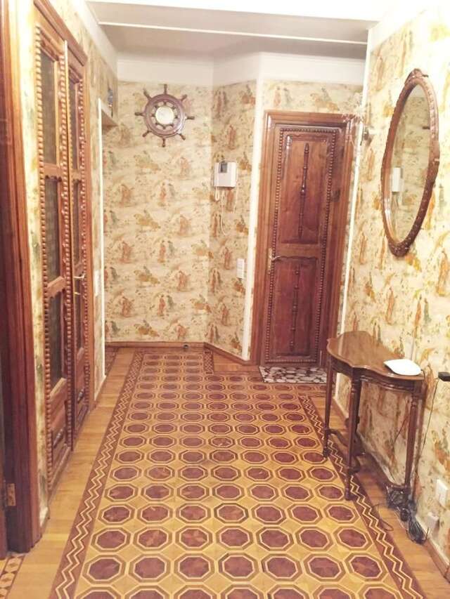 Апартаменты Icheri Sheher Apartment Баку-15